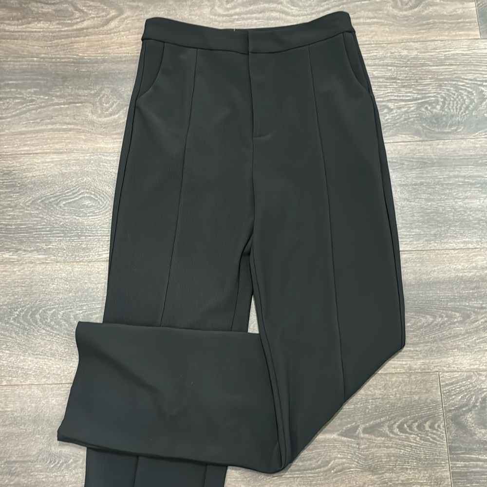 Women’s dress pants